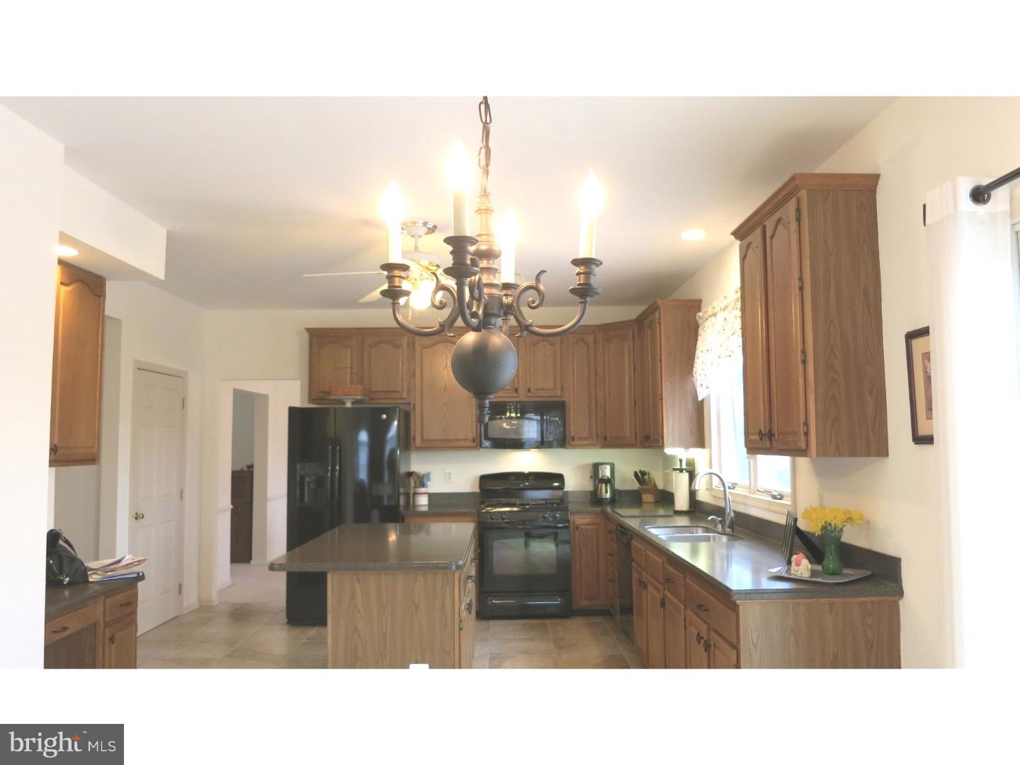 2491 West Rockspray Road Jamison, PA 18929 - Photo 4 of 25 Gallery Image 4