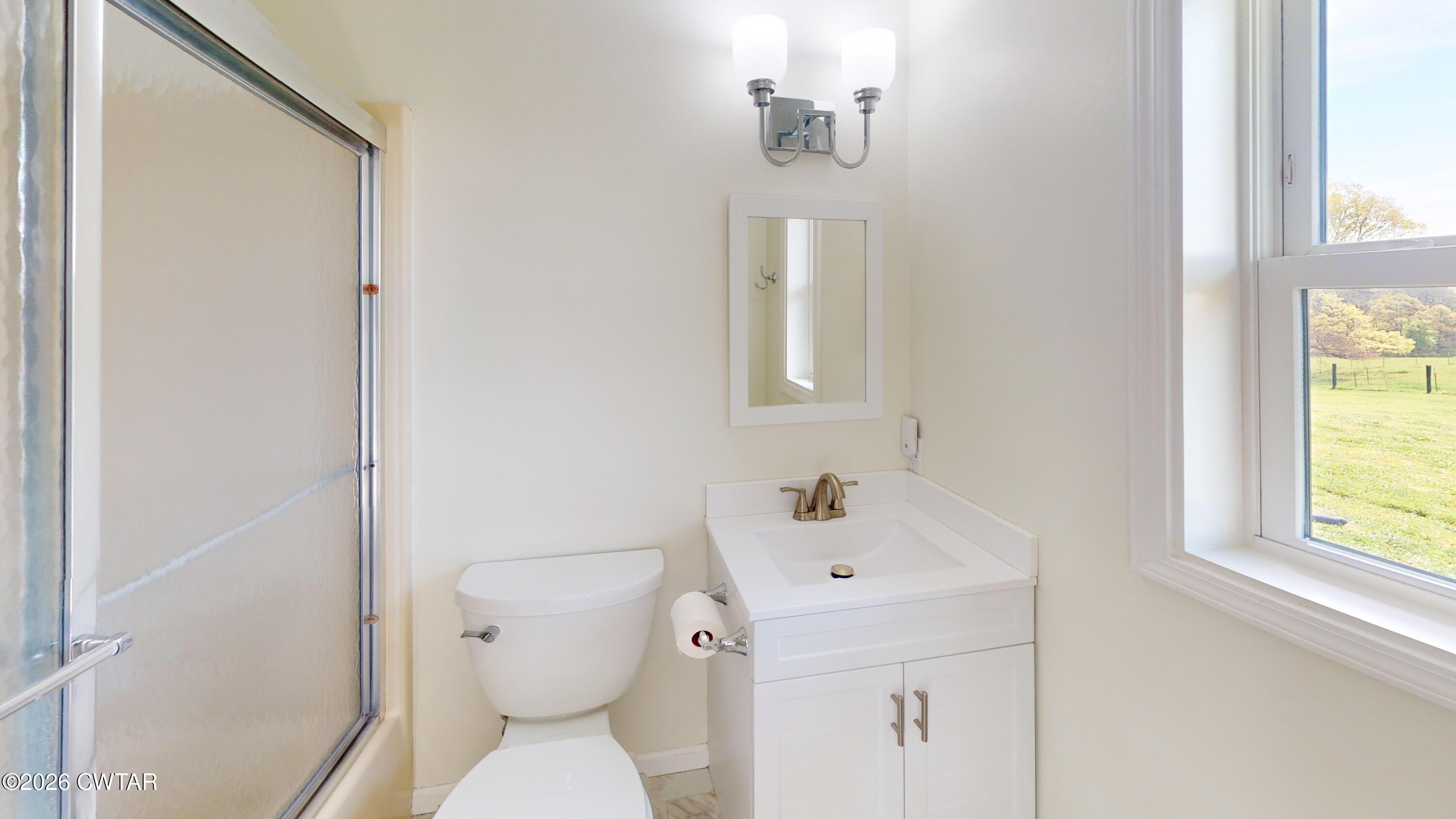 795 Crazy Doe Road Lexington, TN 38351 - Photo 34 of 58 795-Crazy-Doe-Lexington-Tn-Bathroom