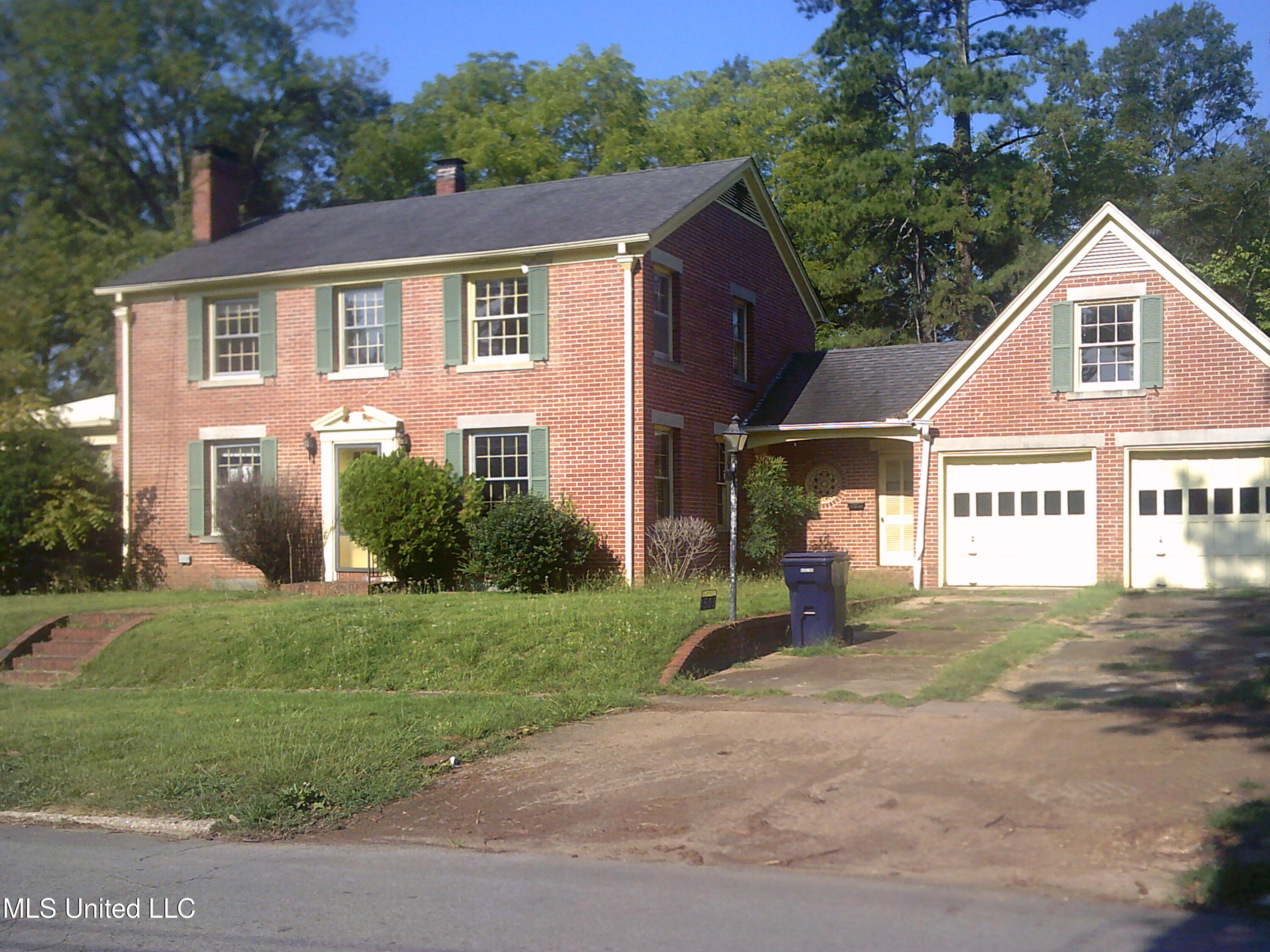 1503 North Madison Street Corinth, MS 38834 - Photo 3 of 17 ANGLED VIEW
