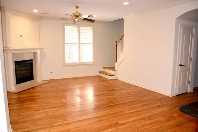 $570,000 | 2006 West Arden Oaks Drive, Memphis, TN 38139