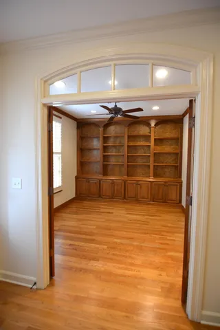 $570,000 | 2006 West Arden Oaks Drive, Memphis, TN 38139