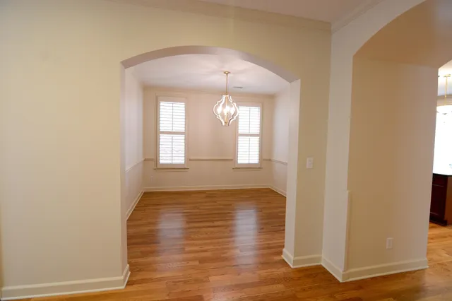 $570,000 | 2006 West Arden Oaks Drive, Memphis, TN 38139