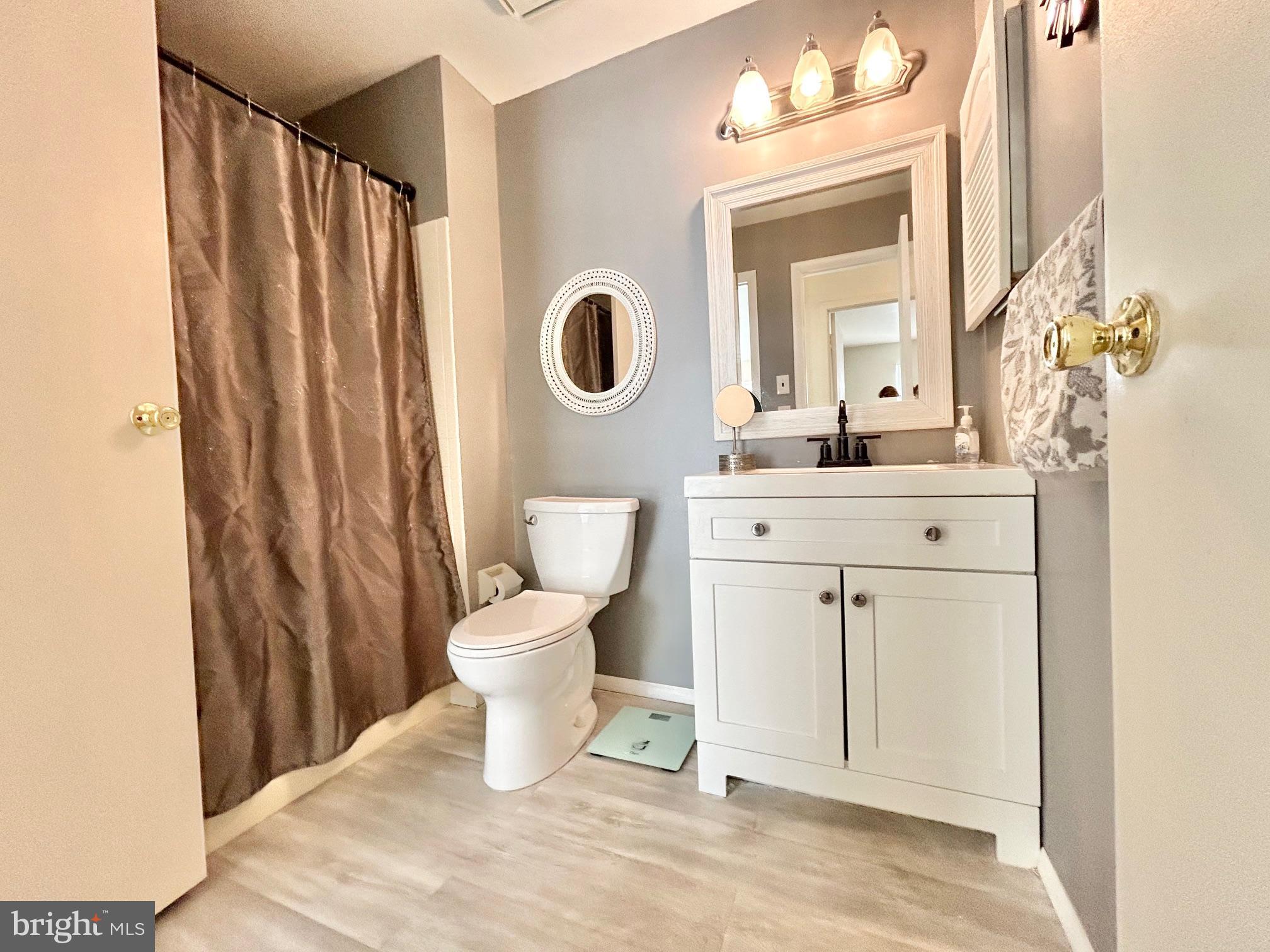 124 Devonshire Court Sewell, NJ 08080 - Photo 18 of 31