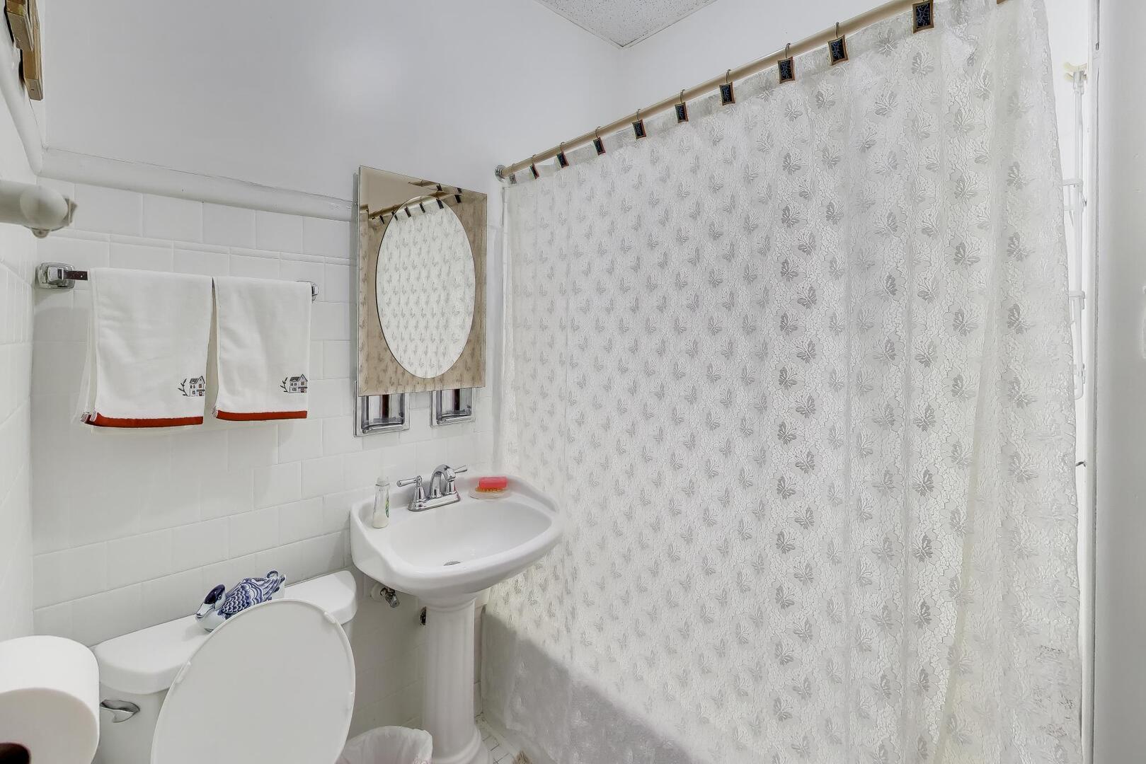 4925 North Troy Street Chicago, IL 60625 - Photo 12 of 47