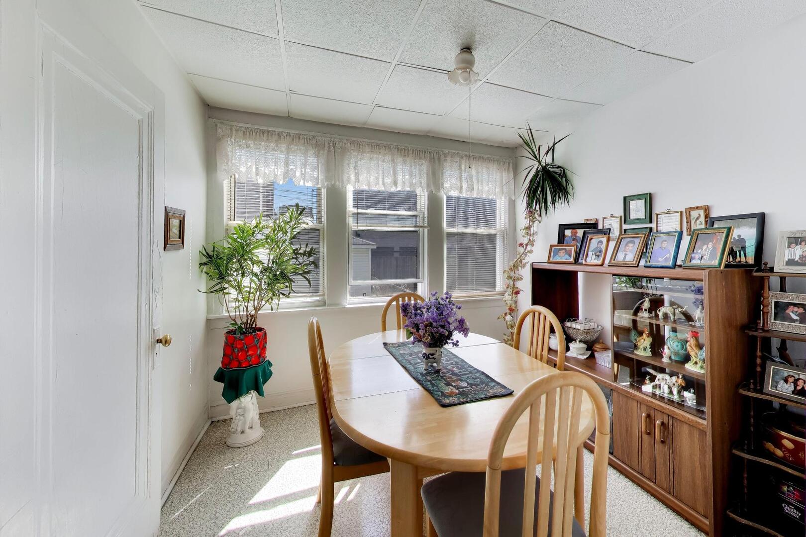 4925 North Troy Street Chicago, IL 60625 - Photo 16 of 47