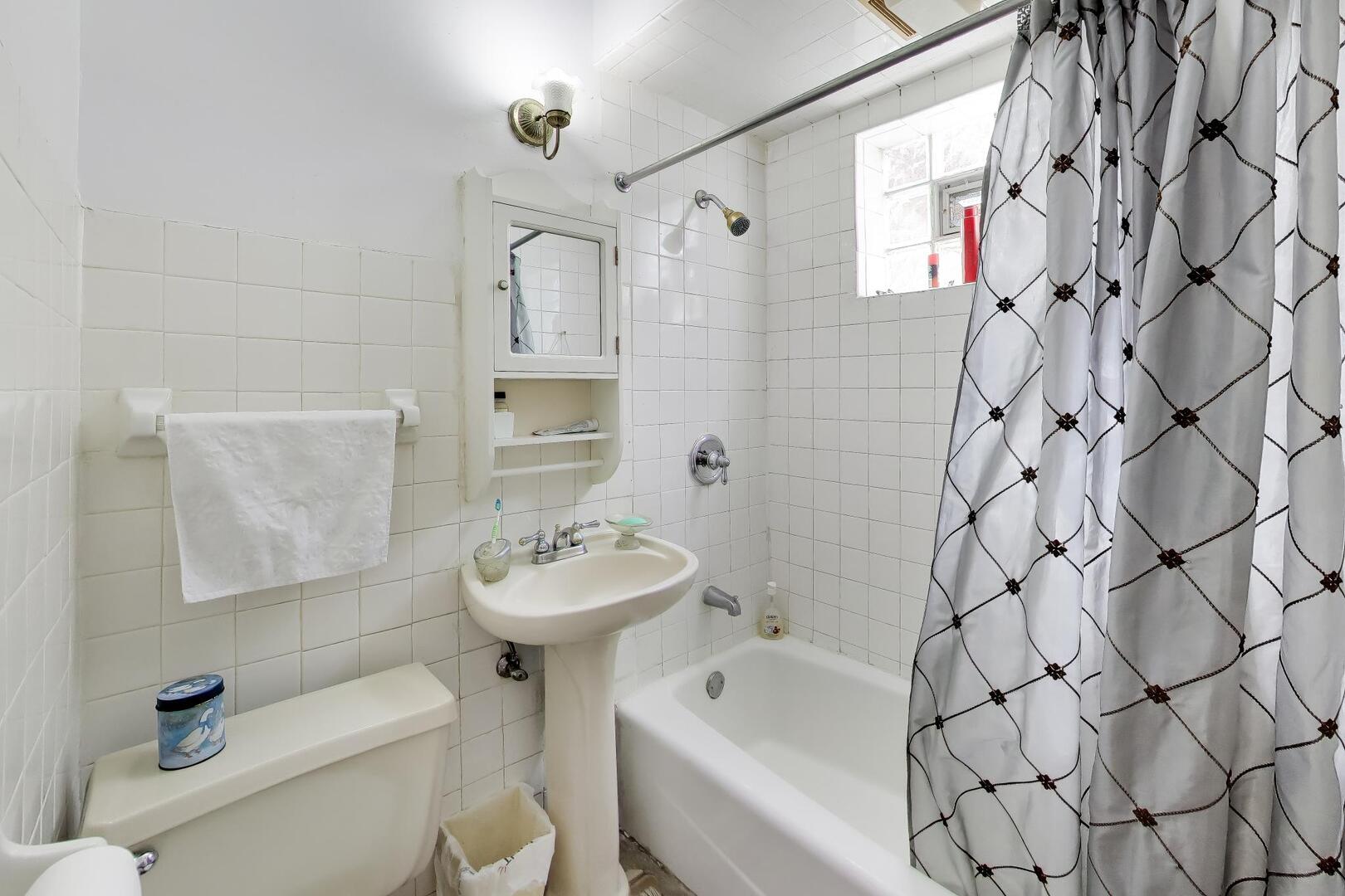 4925 North Troy Street Chicago, IL 60625 - Photo 28 of 47
