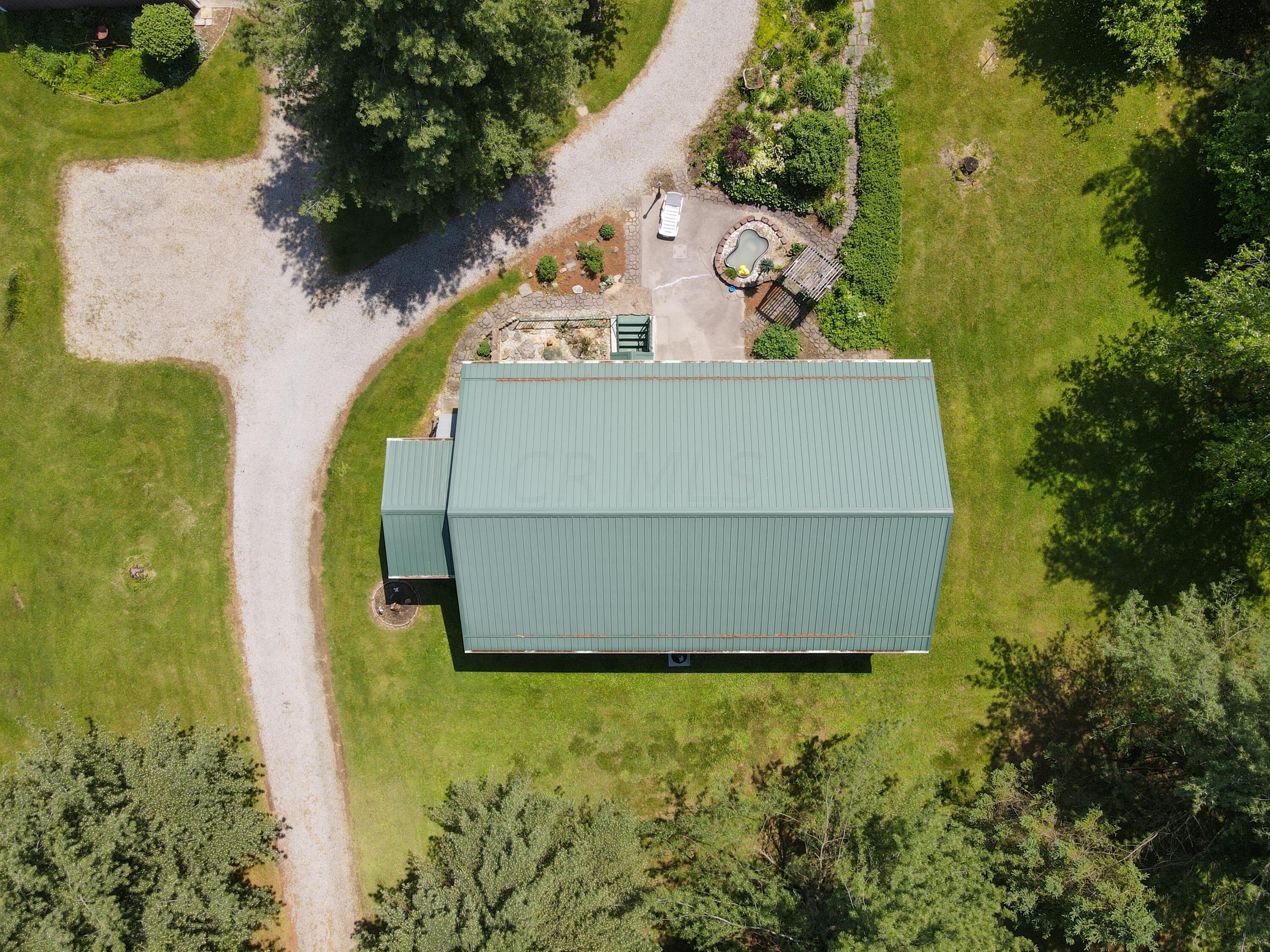26165 Kime-Holderman Road Circleville, OH 43113 - Photo 10 of 13 53CE05E9-5CC2-4954-8518-13A1AC0827F1