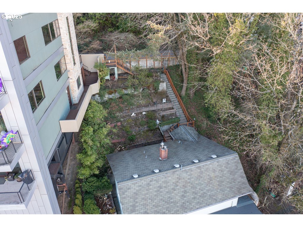 2604 Southwest Buckingham Avenue Portland, OR 97201 - Photo 31 of 32 a view of an outdoor space