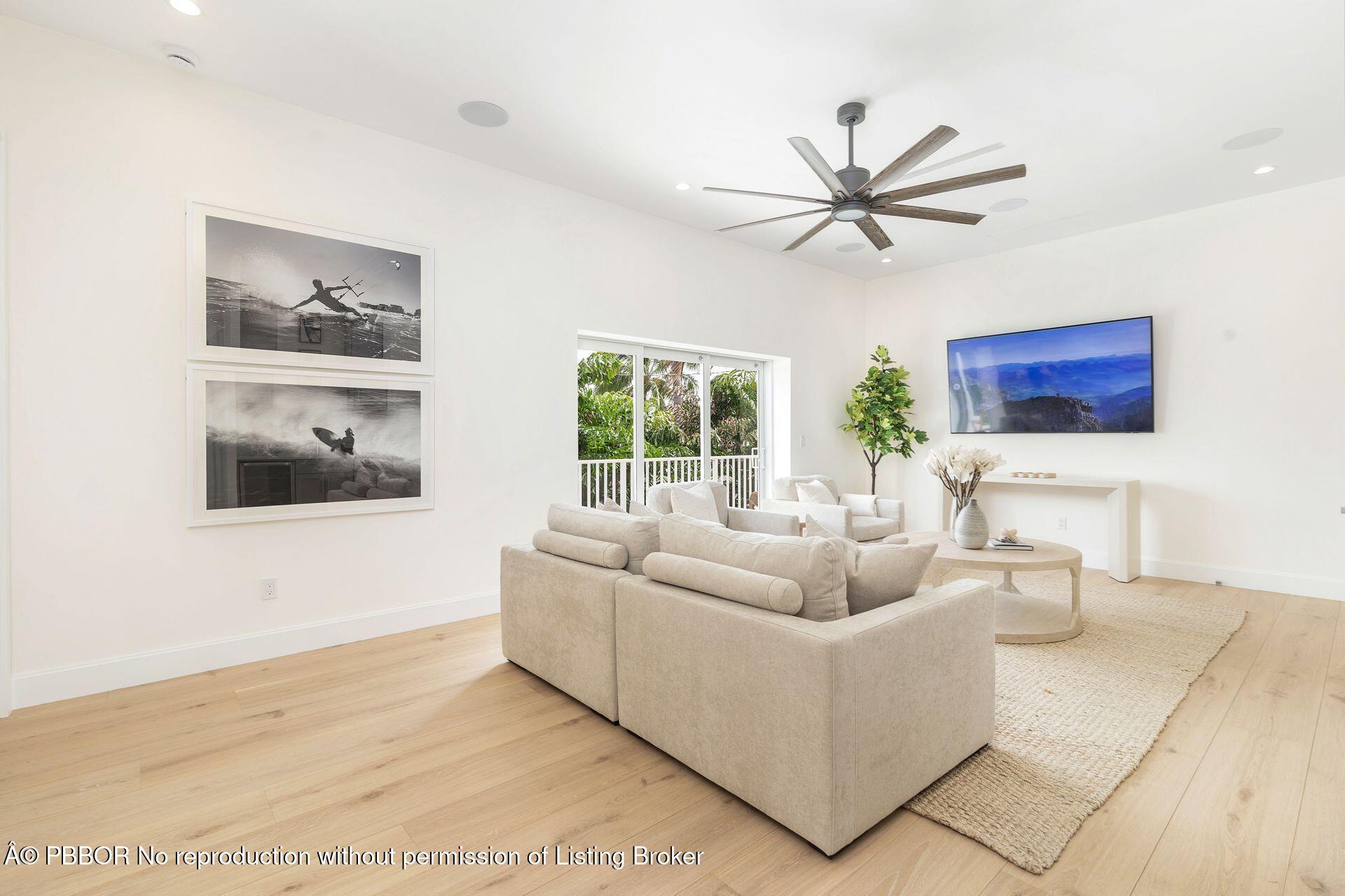 369 Avila Road West Palm Beach, FL 33405 - Photo 30 of 58 Media/family room