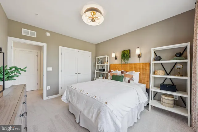 $489,170 | 8658 Lovelace Street, Manassas, VA 20110