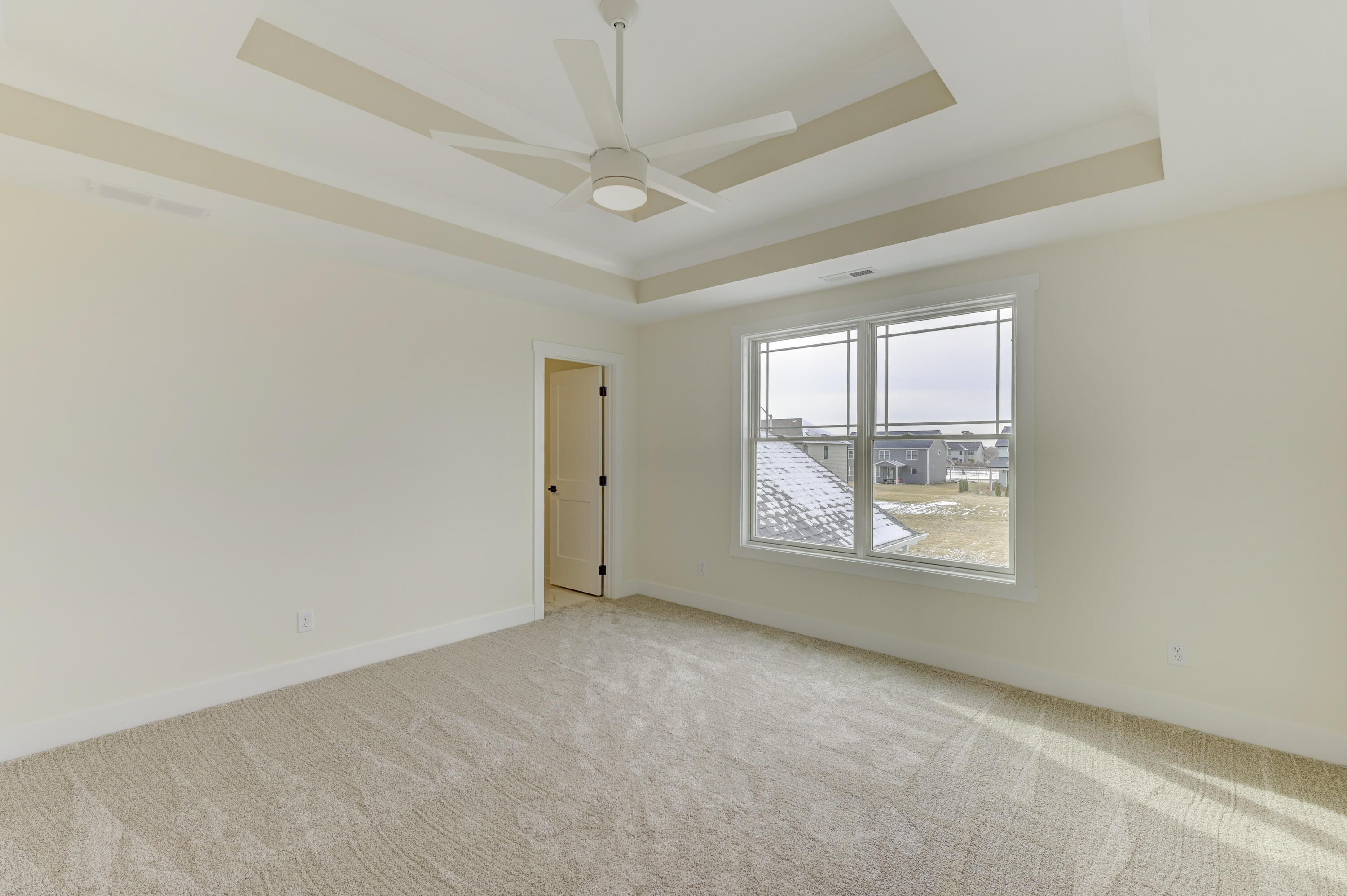 10155 Barbara Lane Munster, IN 46321 - Photo 19 of 36 an empty room with a empty space and windows