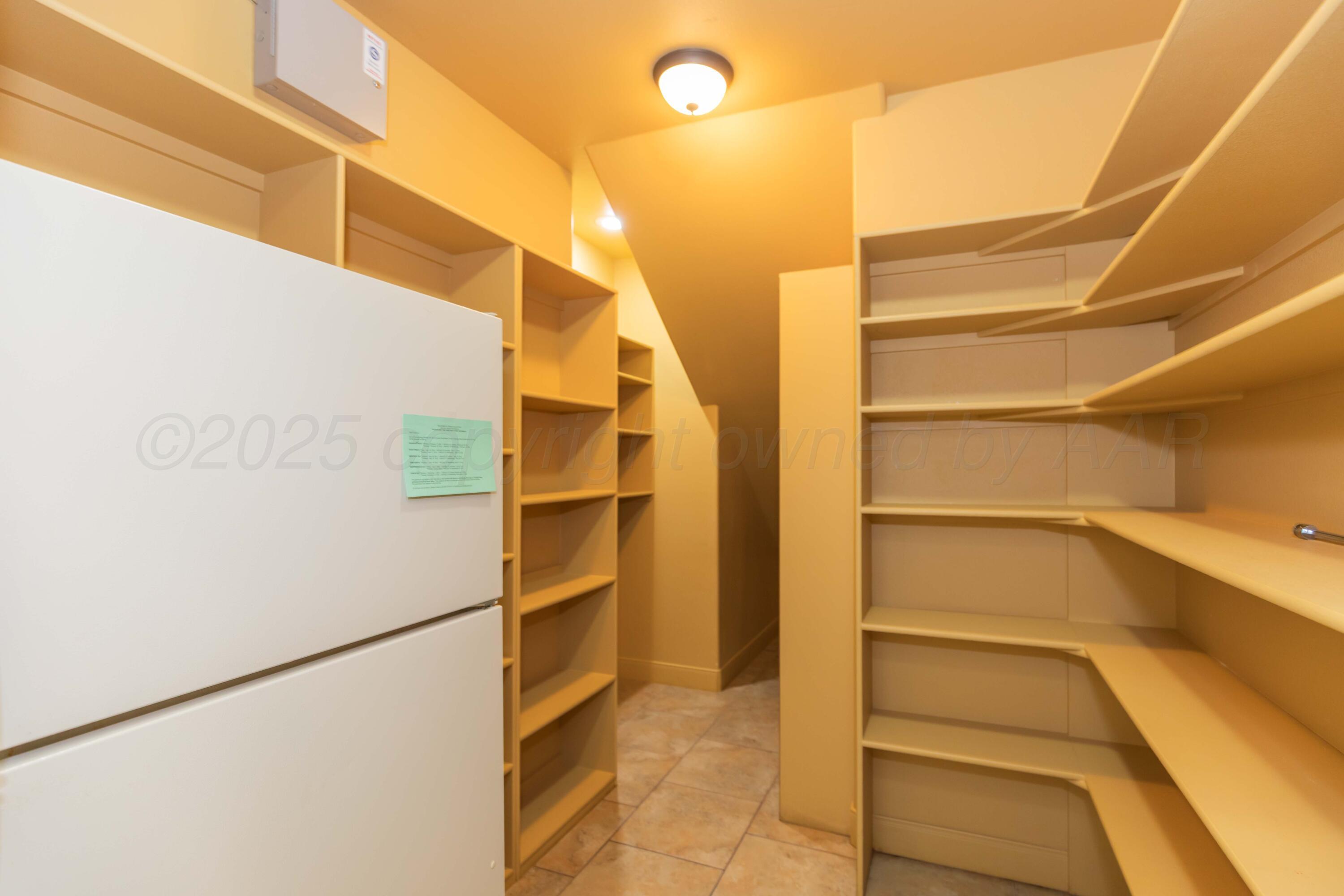 3 Country Club Drive Amarillo, TX 79124 - Photo 26 of 99 PANTRY VIEW 1