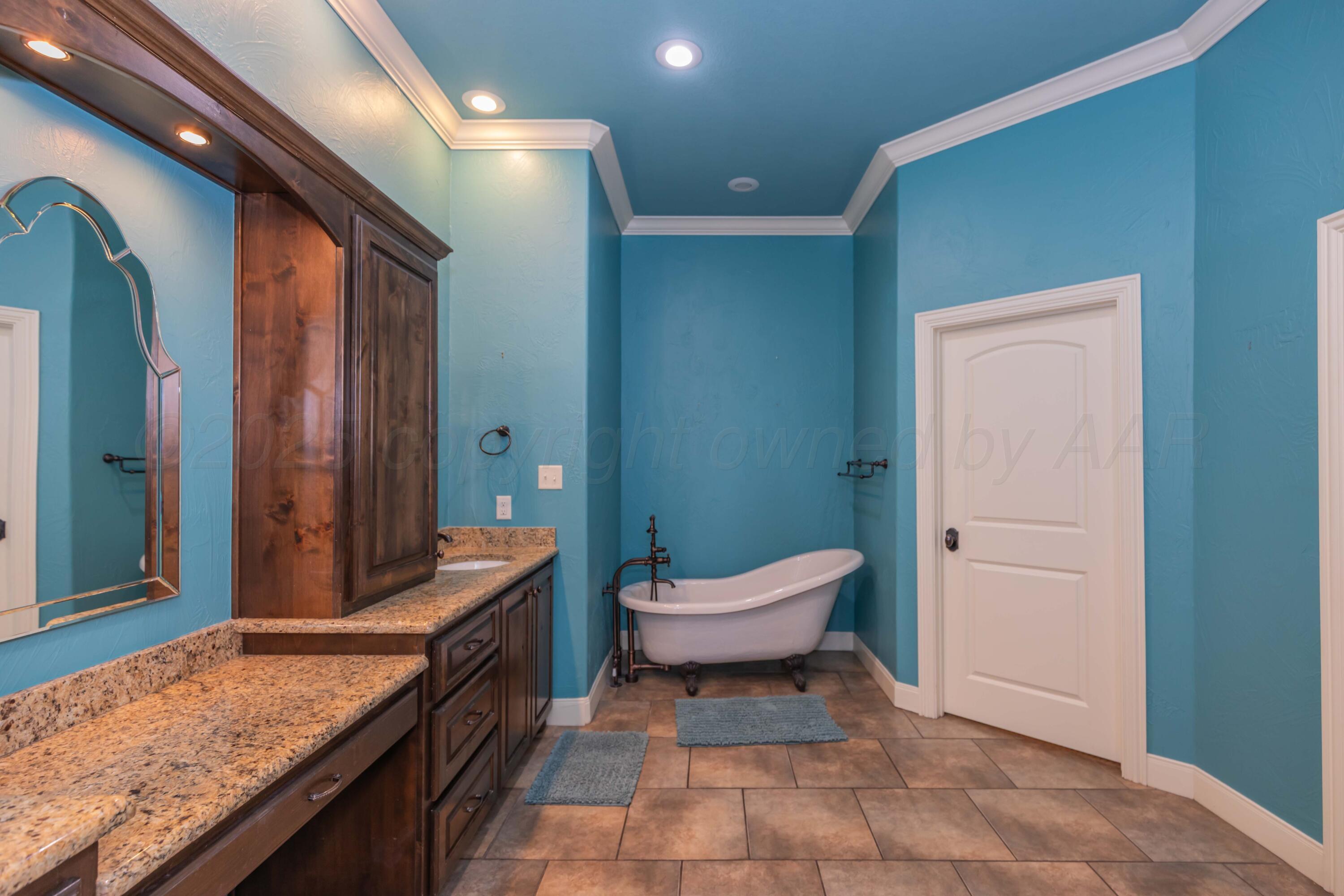 3 Country Club Drive Amarillo, TX 79124 - Photo 38 of 99 PRIMARY BATH VIEW 2