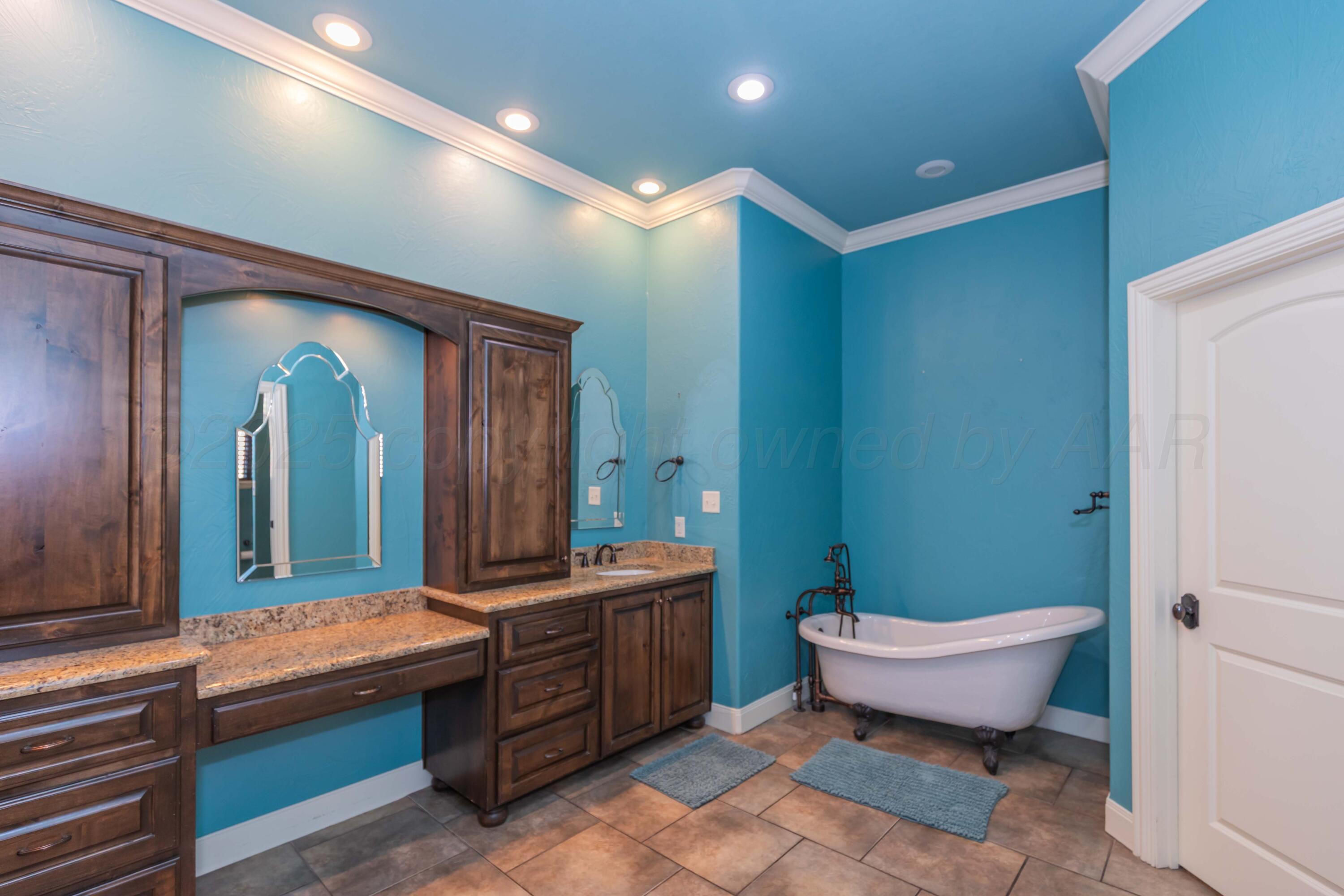 3 Country Club Drive Amarillo, TX 79124 - Photo 39 of 99 PRIMARY BATH VIEW 3