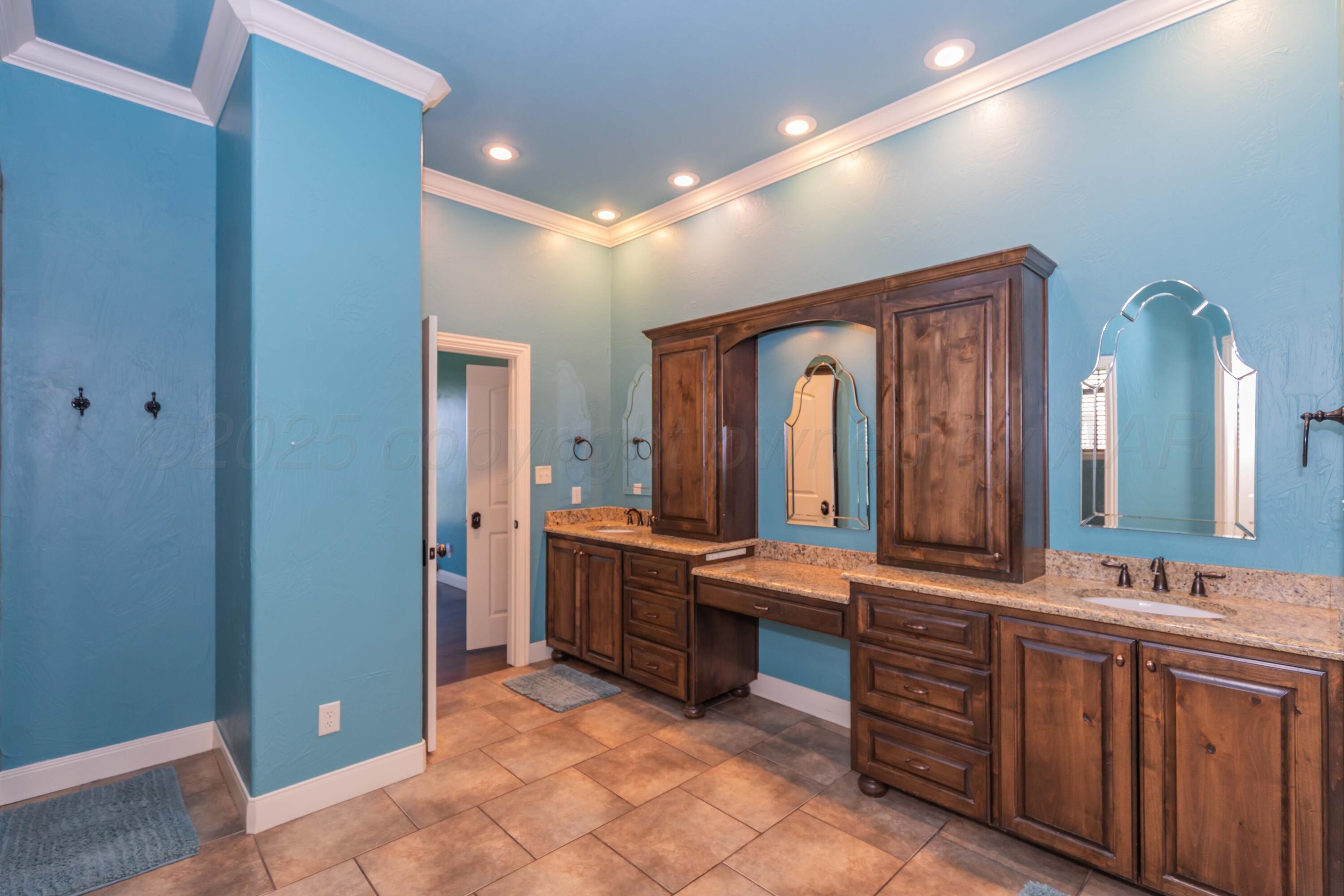 3 Country Club Drive Amarillo, TX 79124 - Photo 41 of 99 PRIMARY BATH VIEW 5