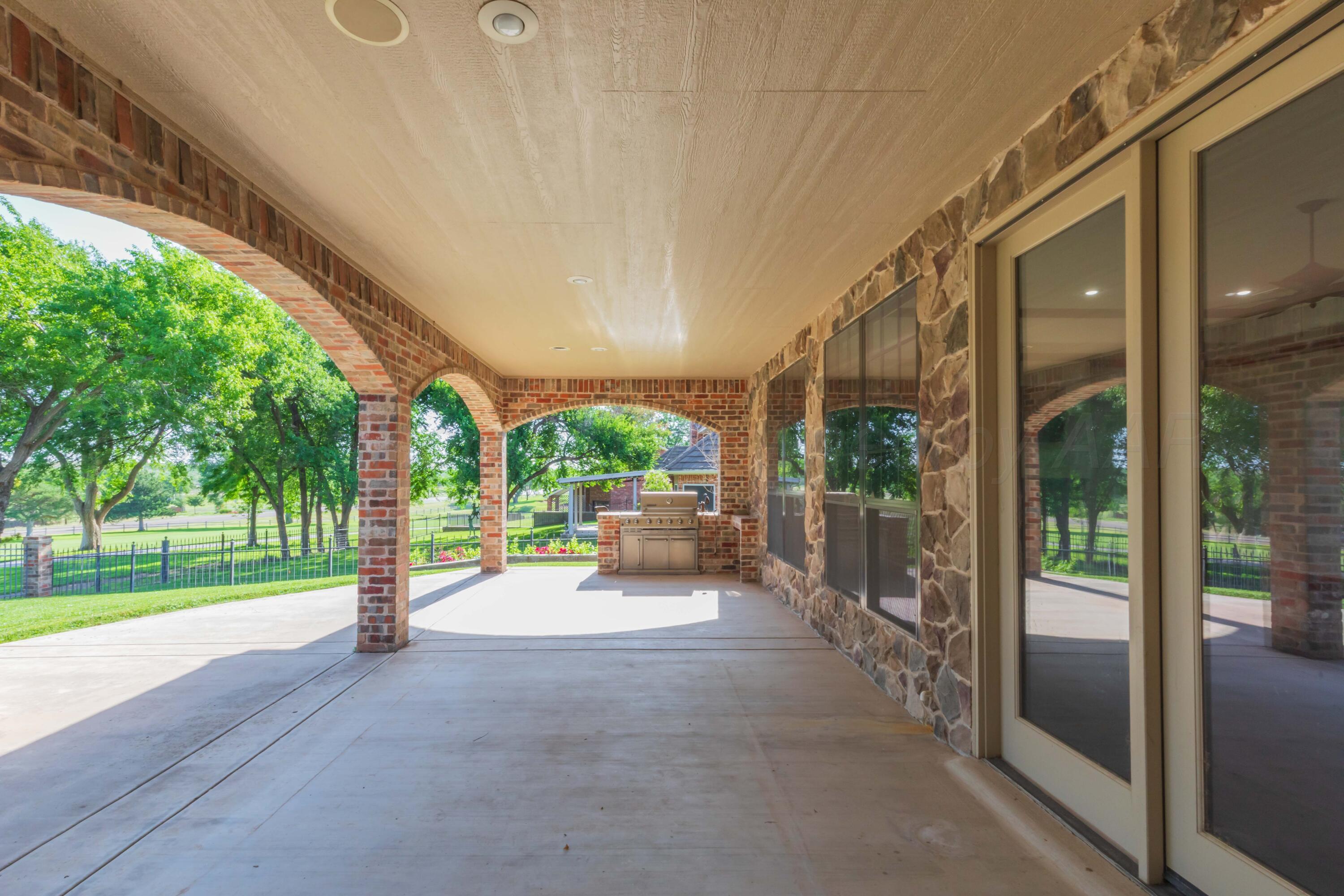 3 Country Club Drive Amarillo, TX 79124 - Photo 69 of 99 PATIO VIEW 2