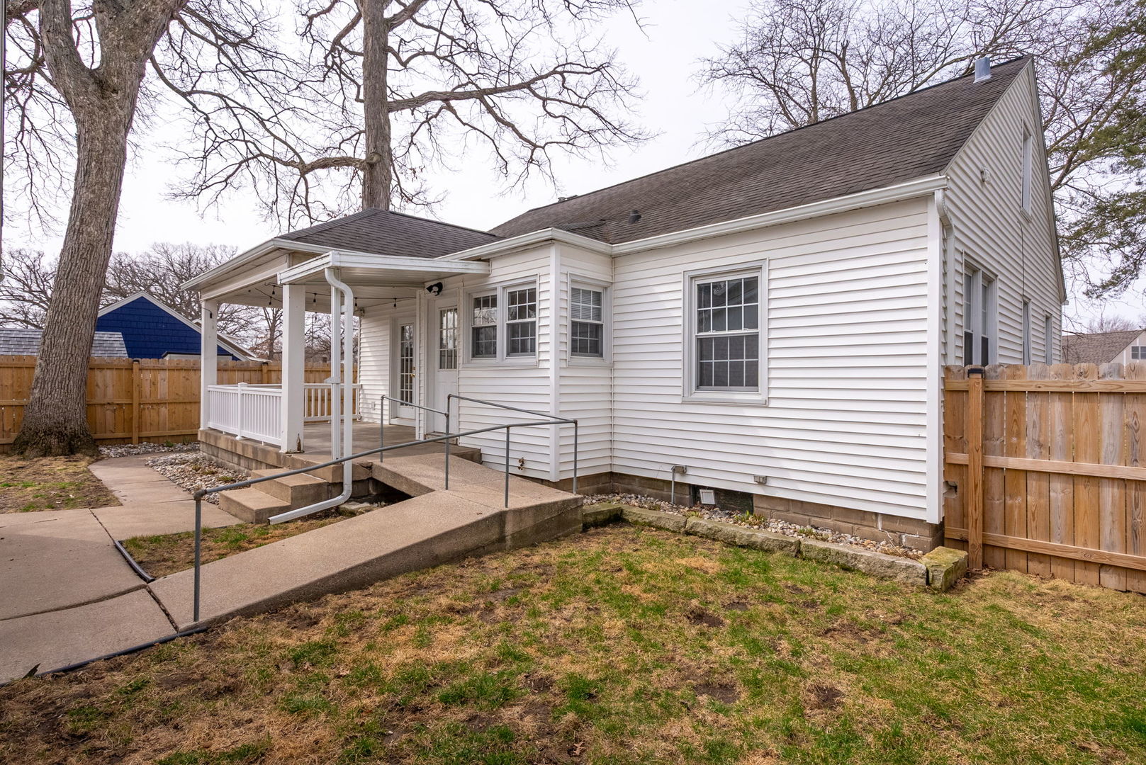 2313 26th Street Rock Island, IL 61201 - Photo 37 of 43