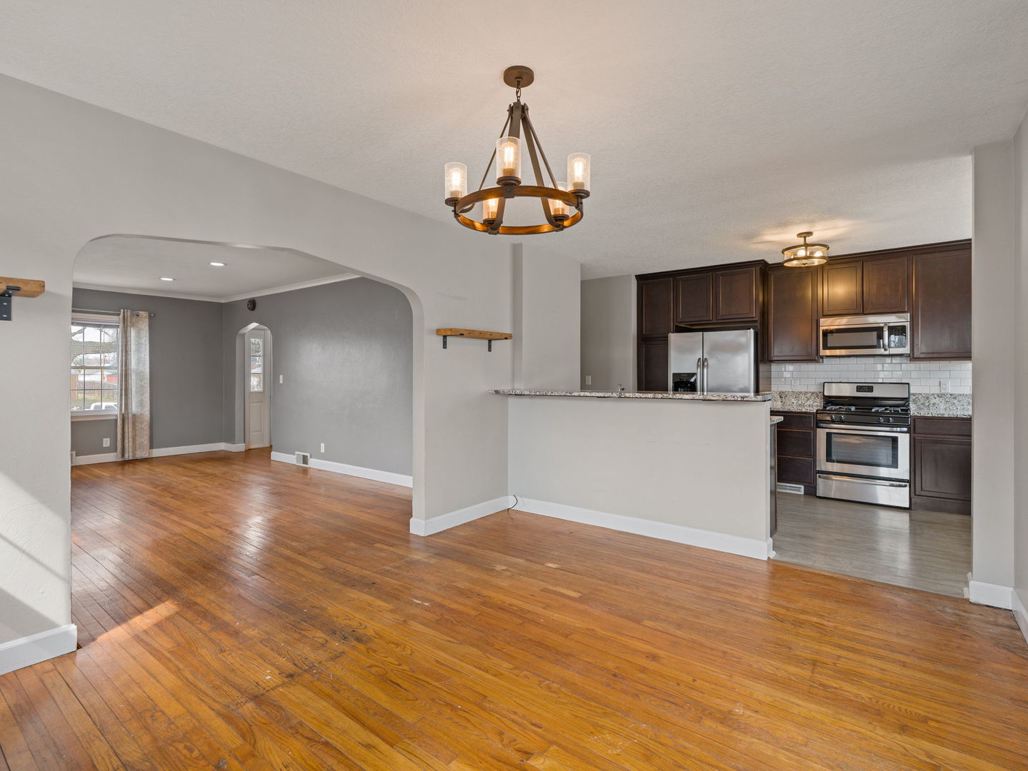 2313 26th Street Rock Island, IL 61201 - Photo 8 of 43