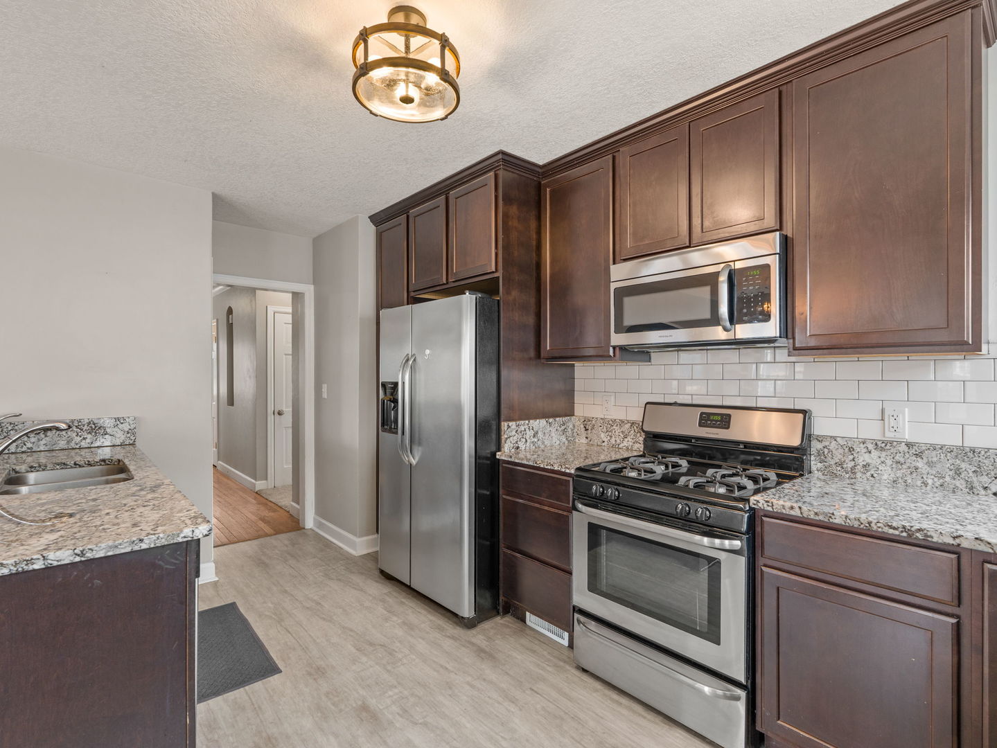 2313 26th Street Rock Island, IL 61201 - Photo 10 of 43