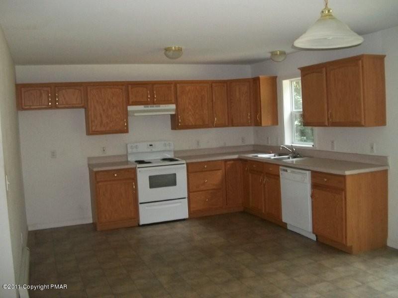 1116 Titania Road Tobyhanna, PA 18466 - Photo 3 of 11 Kitchen View #2