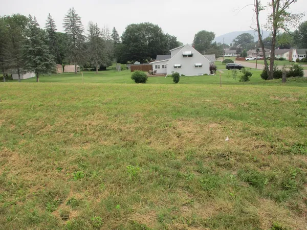 $46,900 | 2 Royal Court, Horseheads, NY 14845