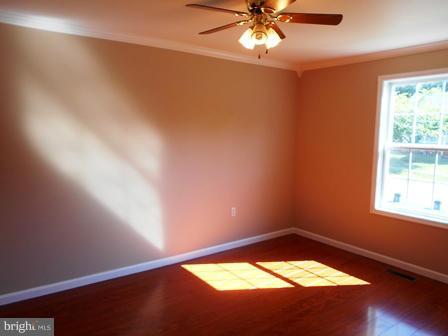 117 Michelle Drive Ranson, WV 25438 - Photo 8 of 24 an empty room with a window