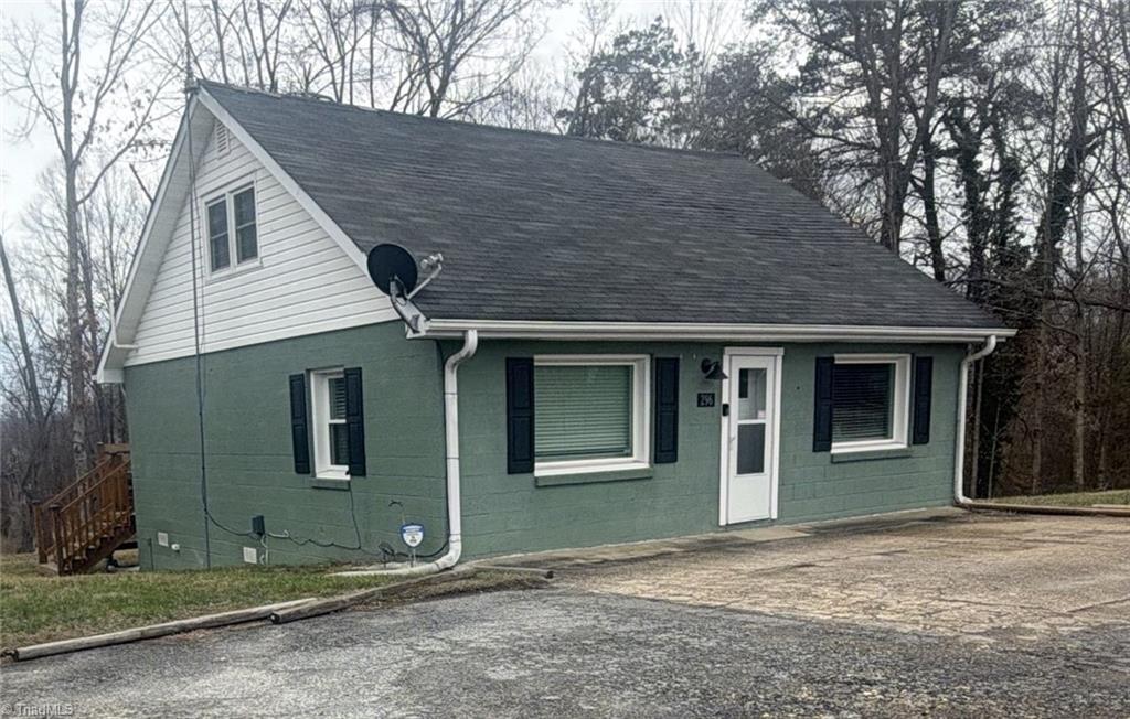 296 North Franklin Road Mount Airy, NC 27030 - Photo 19 of 21