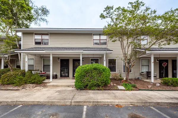 $1,895 | 1154 Julian Clark Road, Charleston, SC 29412