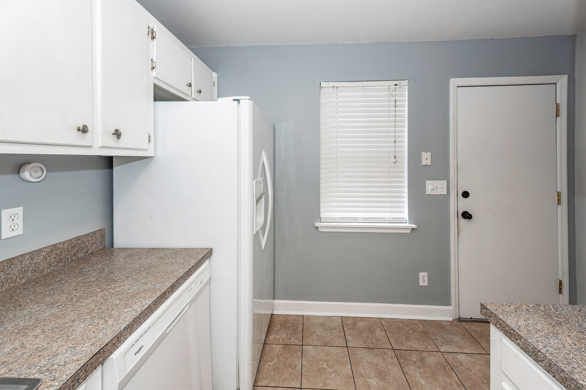 1154 Julian Clark Road Charleston, SC 29412 - Photo 15 of 30 15