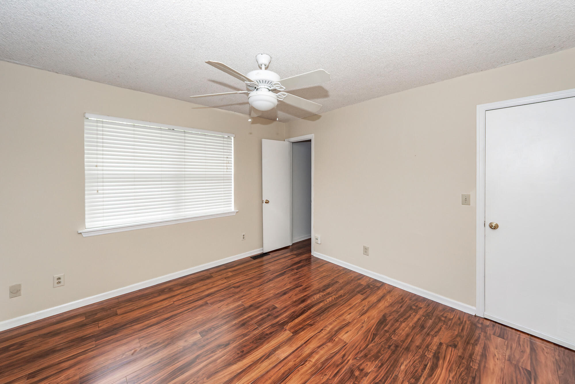 1154 Julian Clark Road Charleston, SC 29412 - Photo 22 of 30 23