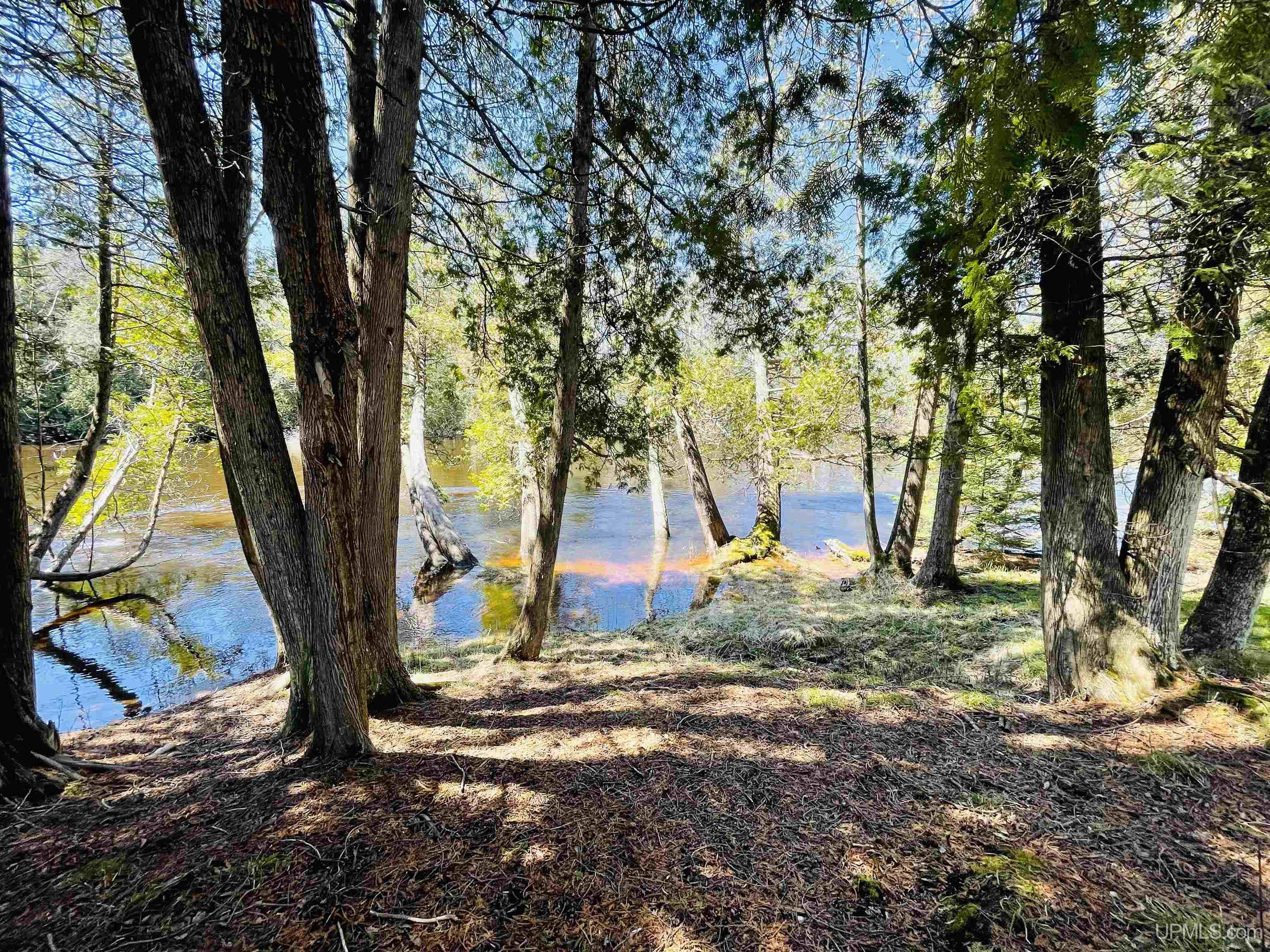 Tbd 11th Road Escanaba, MI 49829 - Photo 2 of 17