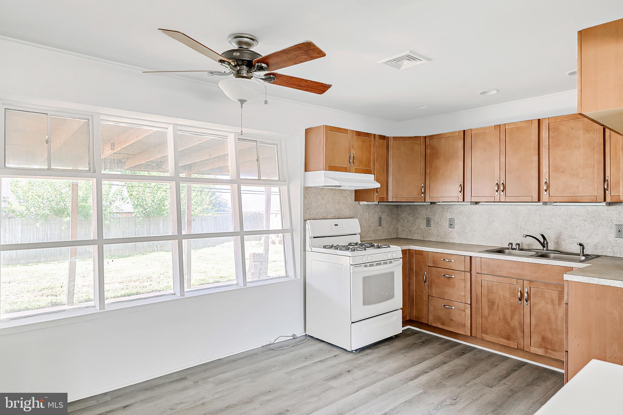 1412 Wogan Road York, PA 17404 - Photo 12 of 34