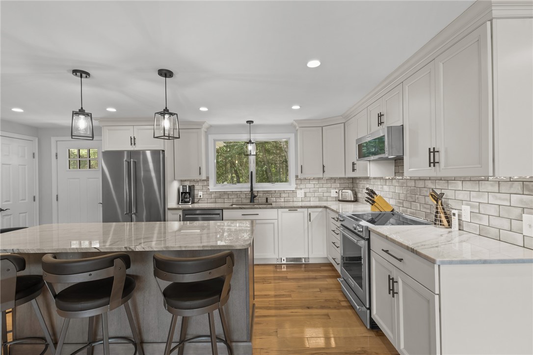 14 Pine Tree Road Coventry, RI 02816 - Photo 9 of 37