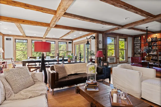 $1,500,000 | 155 Old Kents Hill Road, Readfield, ME 04355