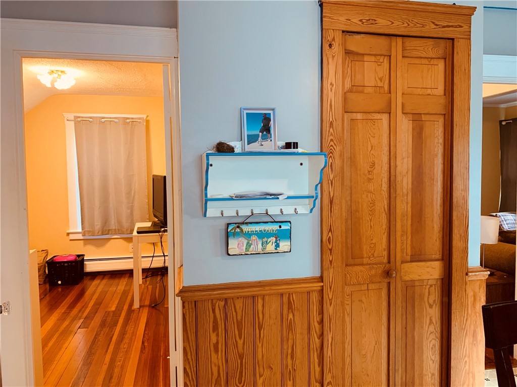 44 Mason Street Warren, RI 02885 - Photo 15 of 33 2nd floor kit pantry and 2nd bedroom