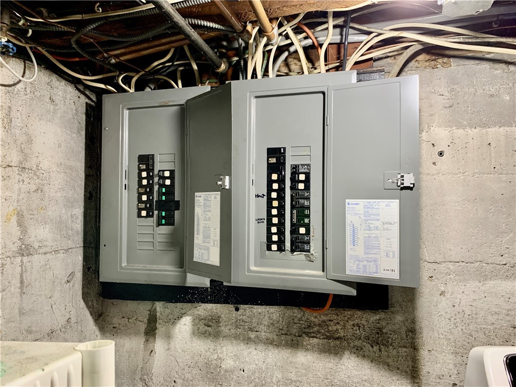 44 Mason Street Warren, RI 02885 - Photo 32 of 33 2 100 amp electric panels