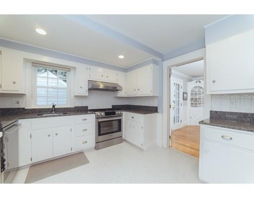 72 Rural Avenue Medford, MA 02155 - Photo 11 of 28 Gallery Image 11