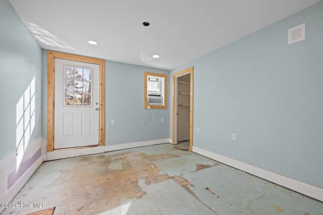 $160,000 | 2622 Highway 70, Beaufort, NC 28516