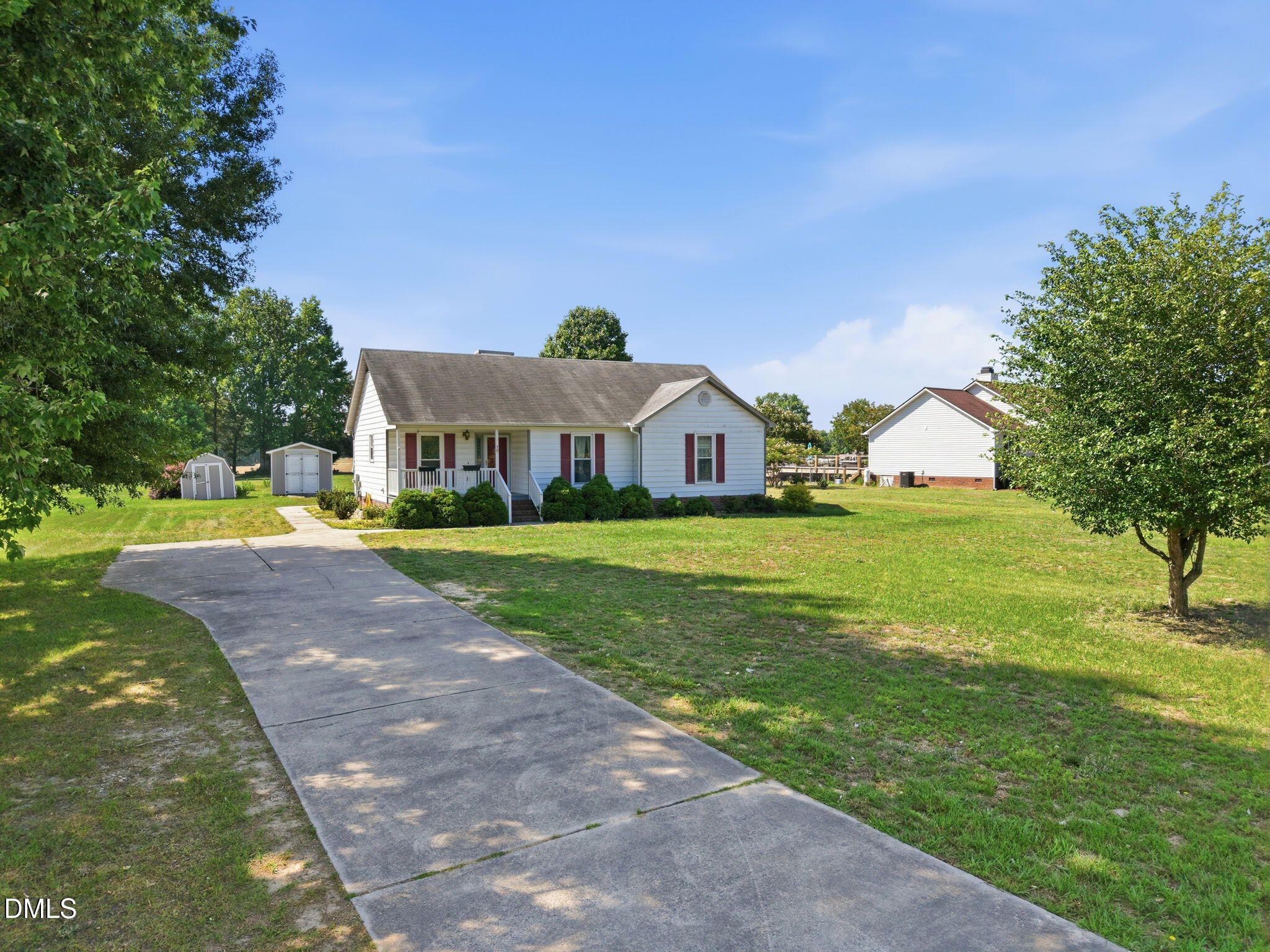 15 Loop Road Archer Lodge, NC 27527 - Photo 5 of 33