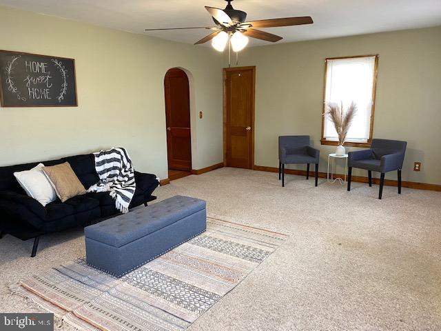 1026 Green Valley Road New Windsor, MD 21776 - Photo 53 of 57 a living room with furniture and a window