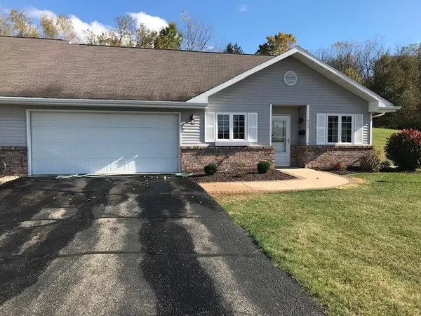 700 8th, Unit 746, Monroe, WI 53566