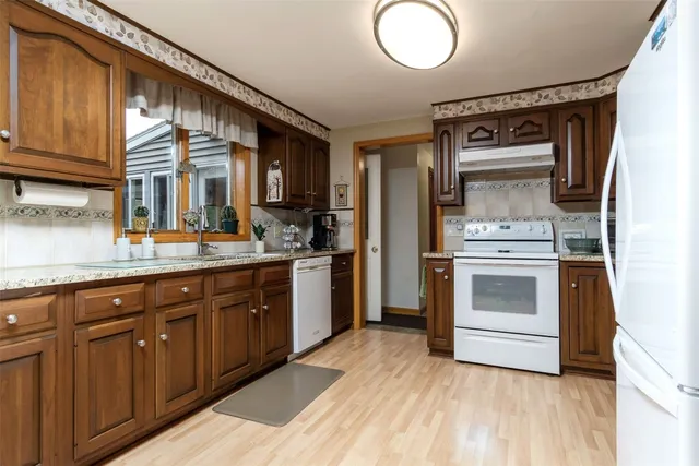 $470,000 | 853 Woodhaven Drive, Owego, NY 13827