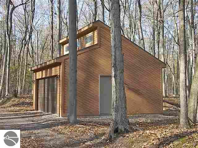 166 East Traverse Lake Road Cedar, MI 49621 - Photo 5 of 20 1732691-4.JPG