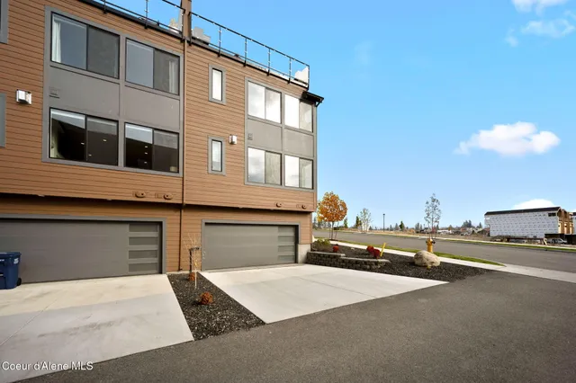 $1,030,000 | 2598 West Lumber Lane, Coeur D'Alene, ID 83814