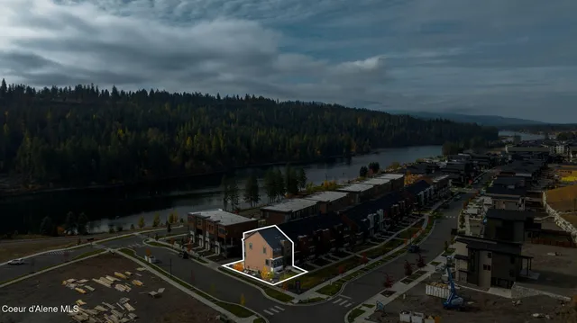 $1,030,000 | 2598 West Lumber Lane, Coeur D'Alene, ID 83814