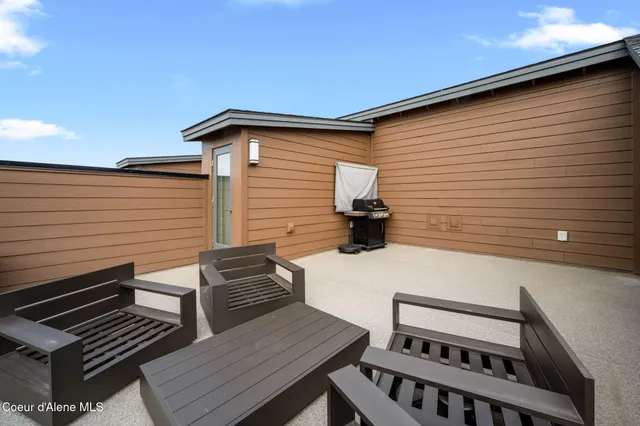 $1,030,000 | 2598 West Lumber Lane, Coeur D'Alene, ID 83814