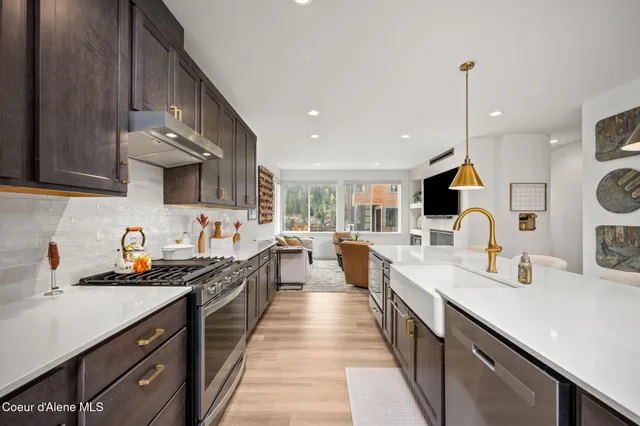 $1,030,000 | 2598 West Lumber Lane, Coeur D'Alene, ID 83814