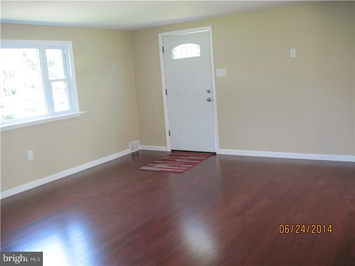 535 West County Line Road Horsham, PA 19040 - Photo 4 of 13 Family Room