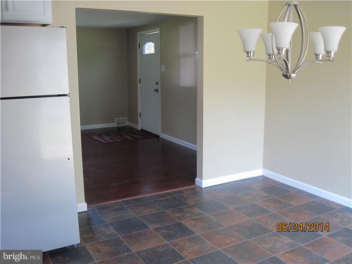 535 West County Line Road Horsham, PA 19040 - Photo 8 of 13 Kitchen
