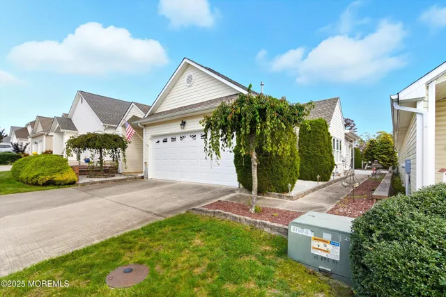 $418,000 | 53 Lookout Drive, Manahawkin, NJ 08050